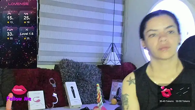 Snapshot of natasha_logan_ chatting on 05-29-26, 04:10 natasha logan online show from 05-29-26, 04:10