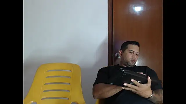 Snapshot of lover_1994 chatting on 07-14-26, 10:09 lover 1994 online show from 07-14-26, 10:09