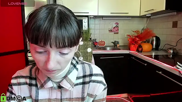 TayanaJons online show from 11-19-25, 08:03