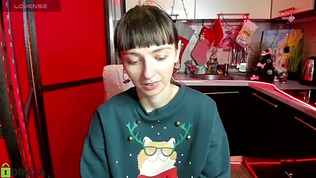 TayanaJons online show from 12-19-25, 08:10