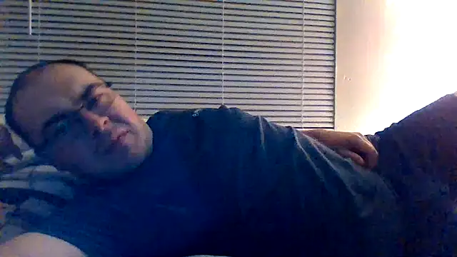 Snapshot of zman237 chatting on 03-15-25, 02:46 zman237 online show from 03-15-25, 02:46