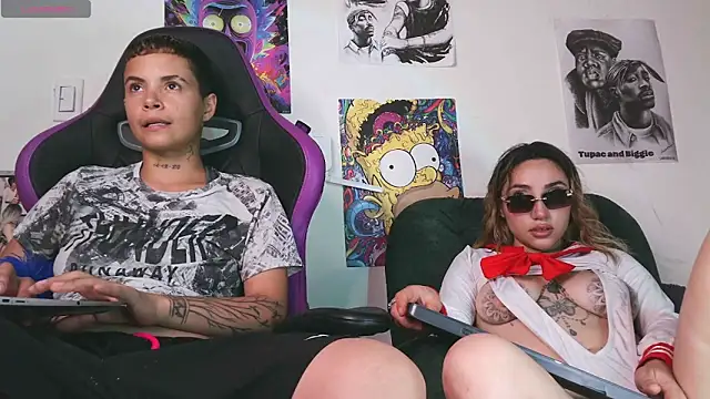 Snapshot of IM_MAYA chatting on 12-19-24, 02:01 IM MAYA online show from 12-19-24, 02:01