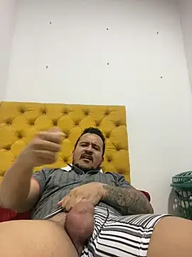 christian colombian1 online show from 12-08-24, 04:46