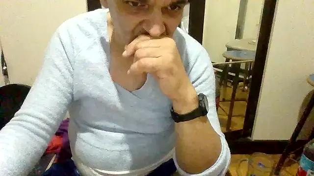 Snapshot of asira39 chatting on 11-08-25, 09:35 asira39 online show from 11-08-25, 09:35