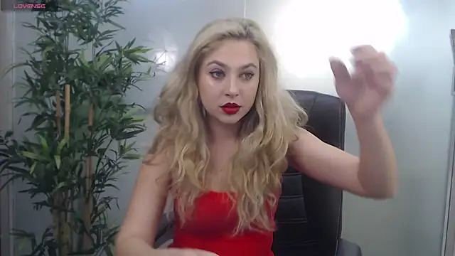 AvaBlue  online show from 12-02-24, 07:14