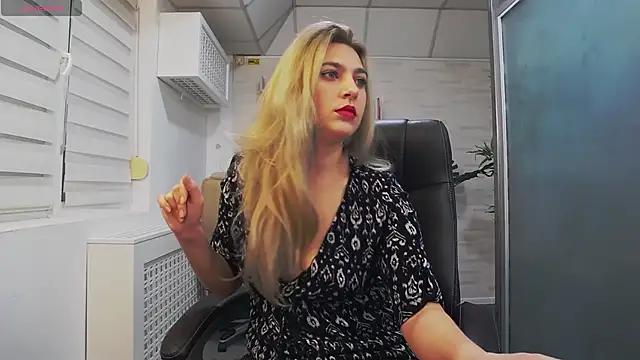 AvaBlue  online show from 02-06-25, 04:10