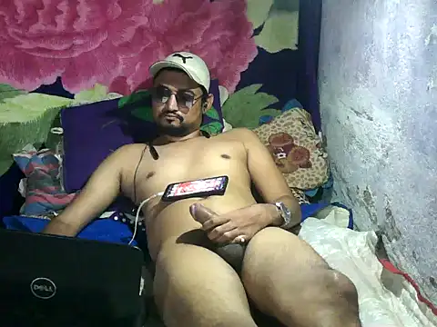 Snapshot of Rocobodymassager chatting on 02-05-26, 05:45 Rocobodymassager online show from 02-05-26, 05:45