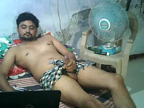 Snapshot of Rocobodymassager chatting on 07-10-26, 05:26 Rocobodymassager online show from 07-10-26, 05:26
