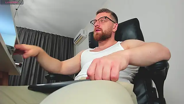 Findom guy online show from 02-01-26, 02:15