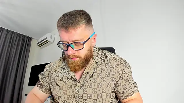 Findom guy online show from 05-29-26, 07:39
