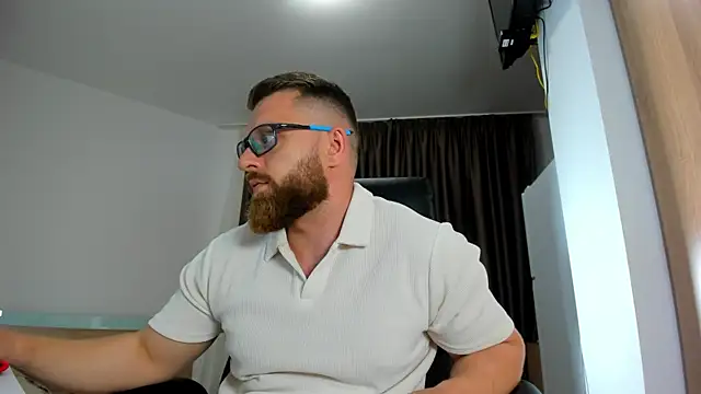 Findom guy online show from 06-01-26, 04:41