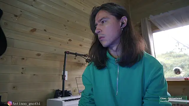 Snapshot of Antinoo_Gnothi chatting on 02-27-25, 01:38 Antinoo Gnothi online show from 02-27-25, 01:38