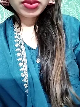 Noor Darliing online show from 04-15-26, 07:58