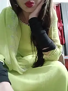 Snapshot of Noor_Darliing chatting on 06-27-26, 02:34 Noor Darliing online show from 06-27-26, 02:34