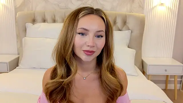 LilyRaisa online show from 03-22-25, 06:11