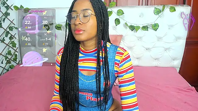 Andrea Williams24 online show from 10-31-25, 12:17