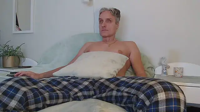 StrongBill online show from 12-14-24, 02:31