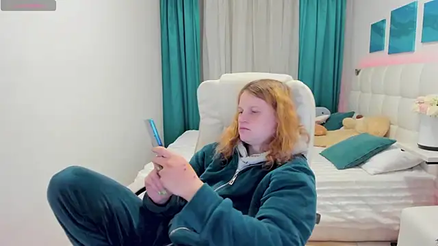 Kathlyn  Heath online show from 10-25-25, 06:24