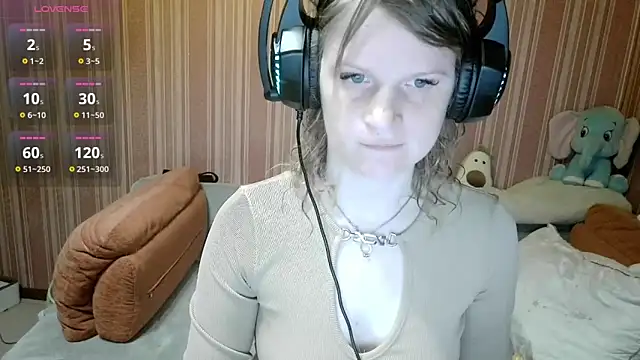 Snapshot of Kathlyn__Heath chatting on 04-26-26, 05:43 Kathlyn Heath online show from 04-26-26, 05:43