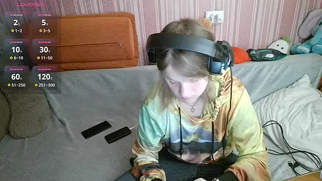 Snapshot of Kathlyn__Heath chatting on 05-17-26, 05:20 Kathlyn Heath online show from 05-17-26, 05:20