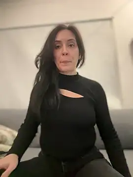 Snapshot of Lilith__D chatting on 02-16-26, 10:17 Lilith D online show from 02-16-26, 10:17