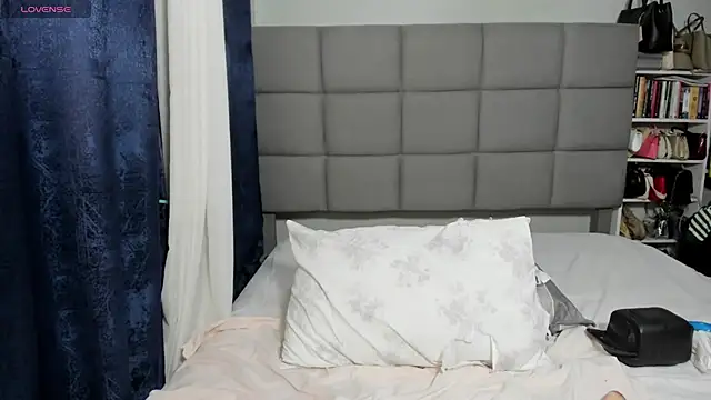 suhaila suus online show from 11-23-25, 11:48