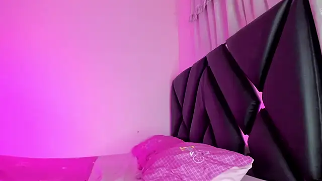 stephany doll  online show from 03-29-26, 04:07