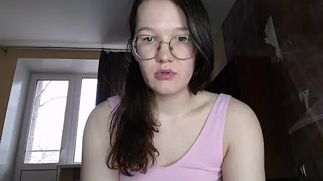 Snapshot of MiriamOr chatting on 01-30-25, 10:29 MiriamOr online show from 01-30-25, 10:29