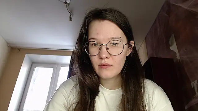 Snapshot of MiriamOr chatting on 02-09-25, 07:16 MiriamOr online show from 02-09-25, 07:16