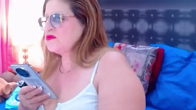 sandra 20 online show from 11-18-25, 11:25