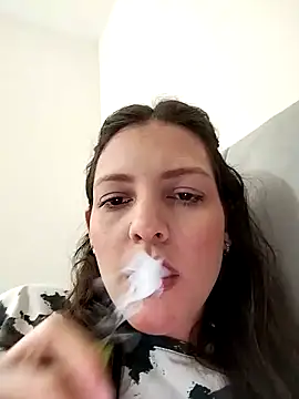 Mia Hampton online show from 03-14-25, 05:46