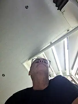 DarrenSullivanSlut online show from 03-18-25, 08:58