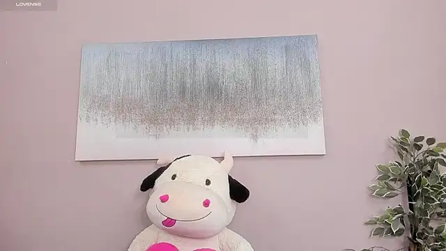 Briana Wells  online show from 11-15-25, 01:29