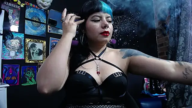 Yourmadame P online show from 02-19-25, 06:21