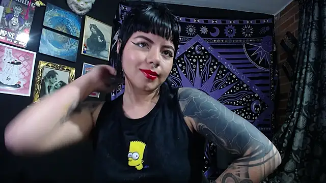Yourmadame P online show from 05-12-26, 05:37