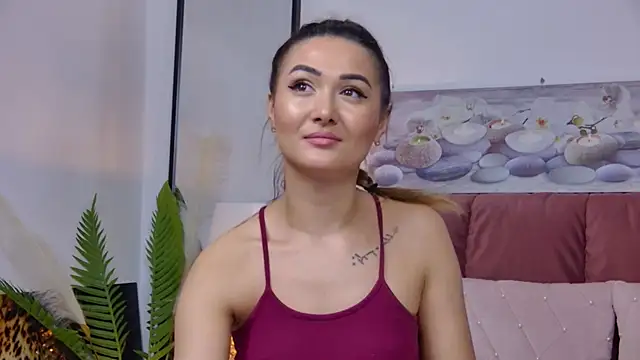 Snapshot of NicolLopeze chatting on 02-08-25, 04:36 NicolLopeze online show from 02-08-25, 04:36