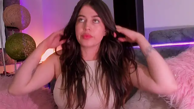 zoe kittylove online show from 01-13-26, 05:46