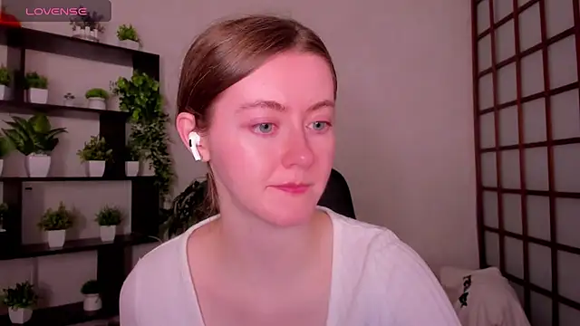 KateCuddle online show from 05-08-26, 02:17