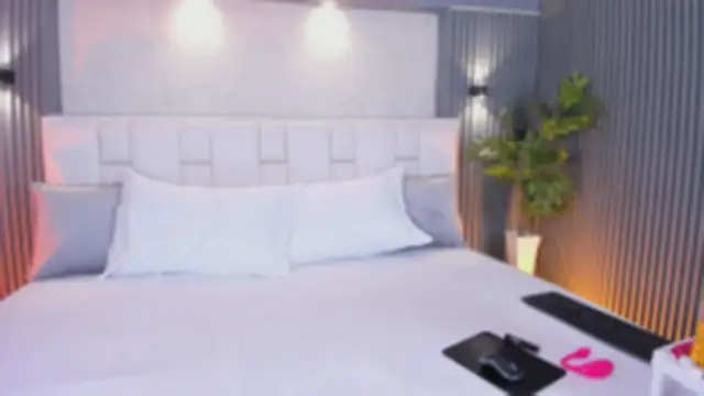 ValeriaGarcia online show from 05-09-26, 12:10