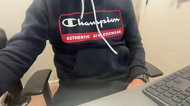 rickyi2023 online show from 03-30-26, 09:43