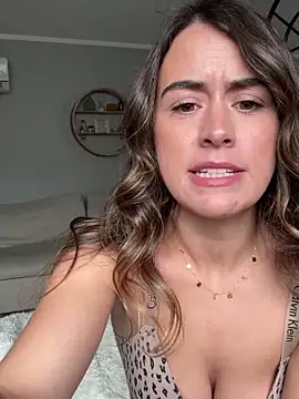 Wetbabygirlxo online show from 10-28-25, 02:42