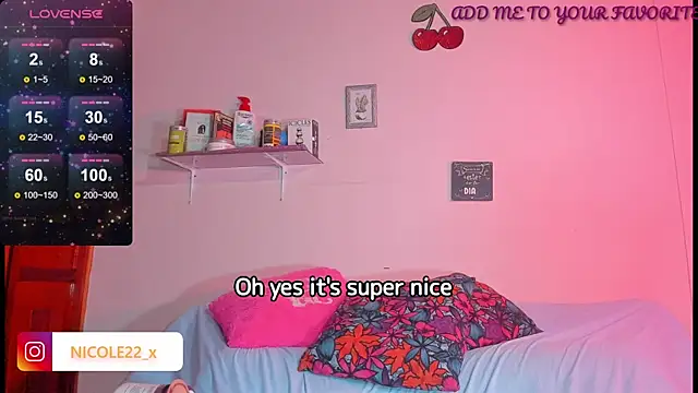 Snapshot of Nicole_x chatting on 01-01-25, 10:43 Nicole x online show from 01-01-25, 10:43