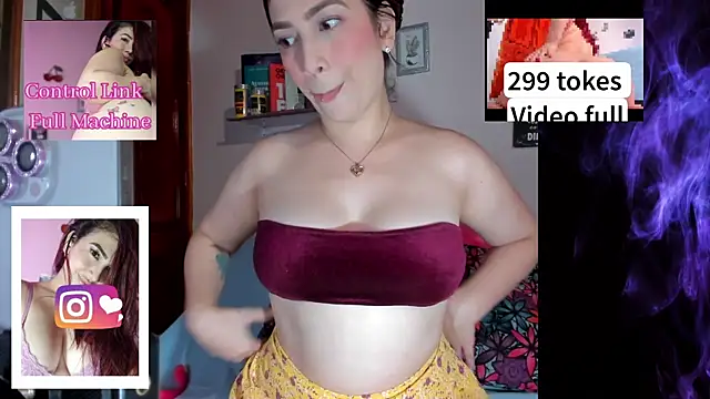 Snapshot of Nicole_x chatting on 03-21-25, 11:56 Nicole x online show from 03-21-25, 11:56