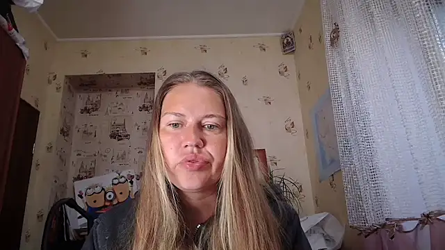 Snapshot of dream_alexa chatting on 05-10-26, 02:39 dream alexa online show from 05-10-26, 02:39