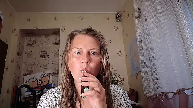 Snapshot of dream_alexa chatting on 05-13-26, 02:53 dream alexa online show from 05-13-26, 02:53