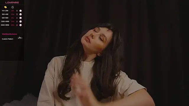 itssophiie online show from 12-21-25, 09:00