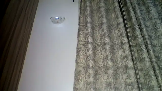 Snapshot of sweet_sassy_ chatting on 12-19-25, 03:24 sweet sassy online show from 12-19-25, 03:24