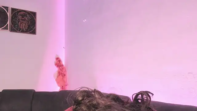 Agathaks online show from 09-26-25, 11:20