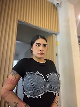 clarachanelricek online show from 10-30-25, 08:20