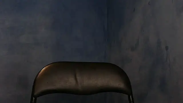Snapshot of alex_blu chatting on 06-30-26, 11:11 alex blu online show from 06-30-26, 11:11